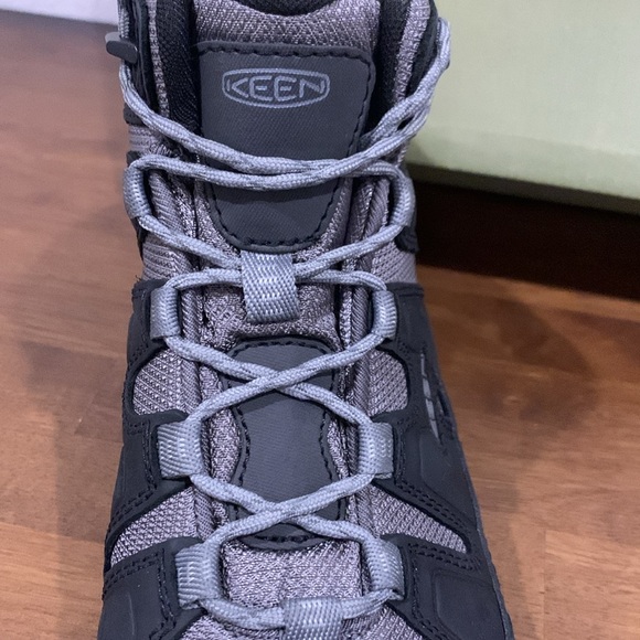 NIB Men’s KEEN Circadia Mid Waterproof Hiking Boots Sz 9.5 - Picture 12 of 16